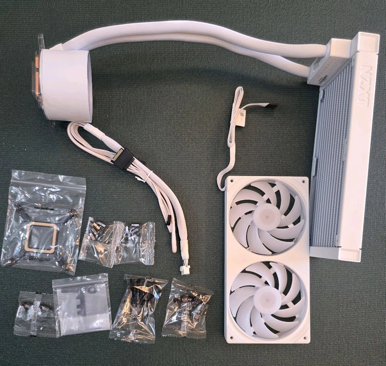 [새상품/최신버전] WHITE x Kraken Elite V2 240 RGB (수냉쿨러) 이미지