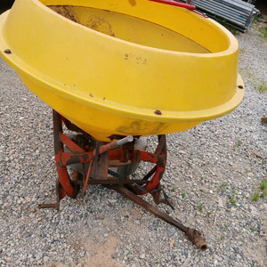 비료살포기 트랙터용