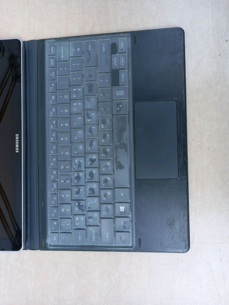 삼성 갤럭시북 SM-W727 이미지