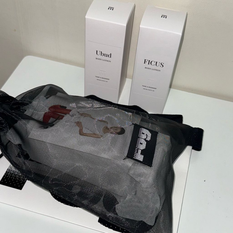 테이크어샤워 하우스포그 우붓 피쿠스 마그네틱 상탈 우디 퍼퓸 바디로션--1