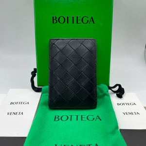 보테가베네타 인트레치아토 플랩 카드지갑