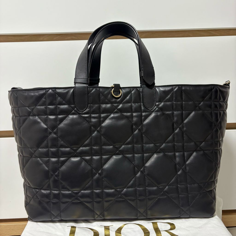 디올 뚜주흐백 블랙 라지 국내매장구매 팝니다.--3