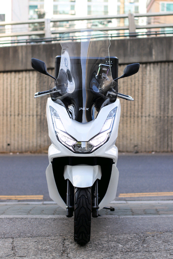 pcx125 혼다 2022년식 ABS모델 오토바이 판매합니다--1