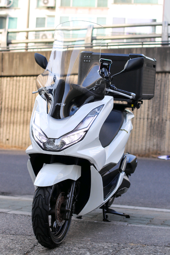 pcx125 혼다 2022년식 ABS모델 오토바이 판매합니다--2