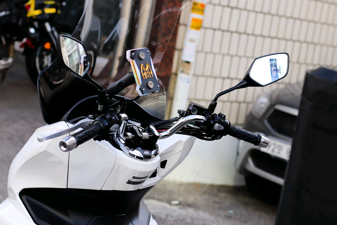 pcx125 혼다 2022년식 ABS모델 오토바이 판매합니다--9