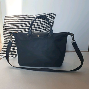 정품 ㅡ롱샴 ㅡ블랙ㅡ택포