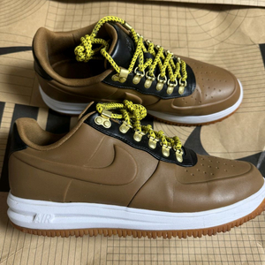 나이키 에어포스 루나포스 덕부츠 로우 285 중고