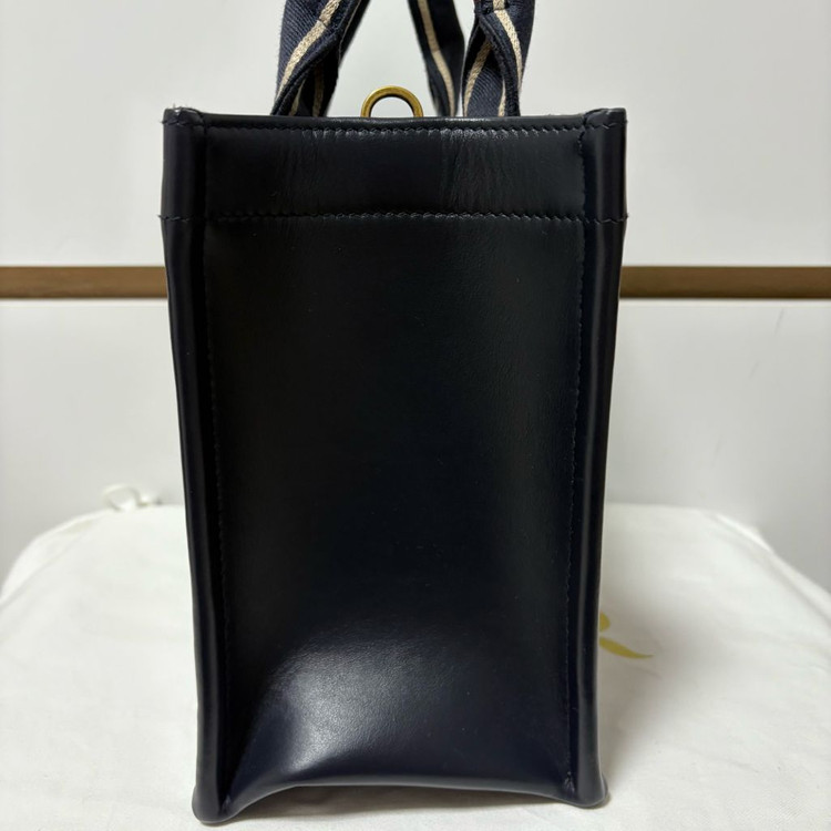 디올 신상 북토트백 오블리크 레더 스트랩버전 풀구성 팝니다.--4