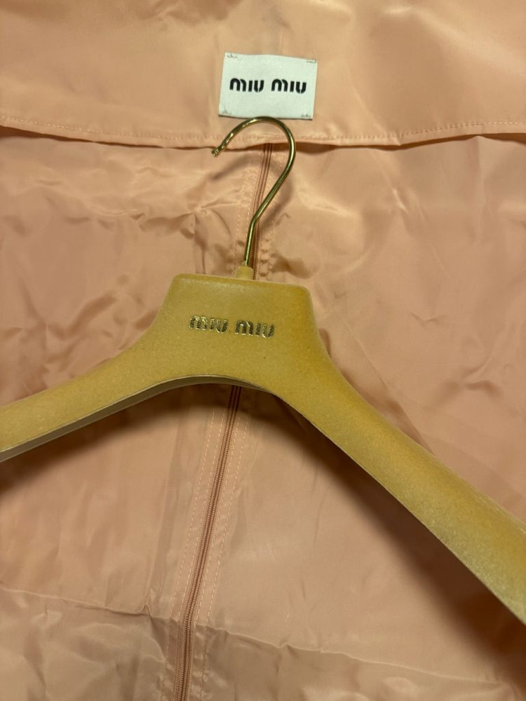 정품 미우미우 옷걸이 + 수트케이스 가먼트--1