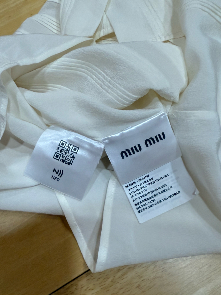 미우미우 레이스 카라 블라우스--3