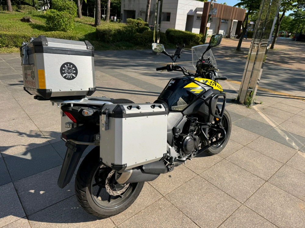 스즈키 브이스트롬250 18년식 짧은키로수 팝니다--4