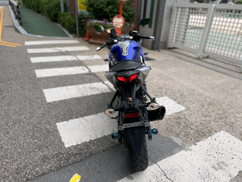 야마하 yzf r3 18년 abs 튜닝차량 판매합니다--4