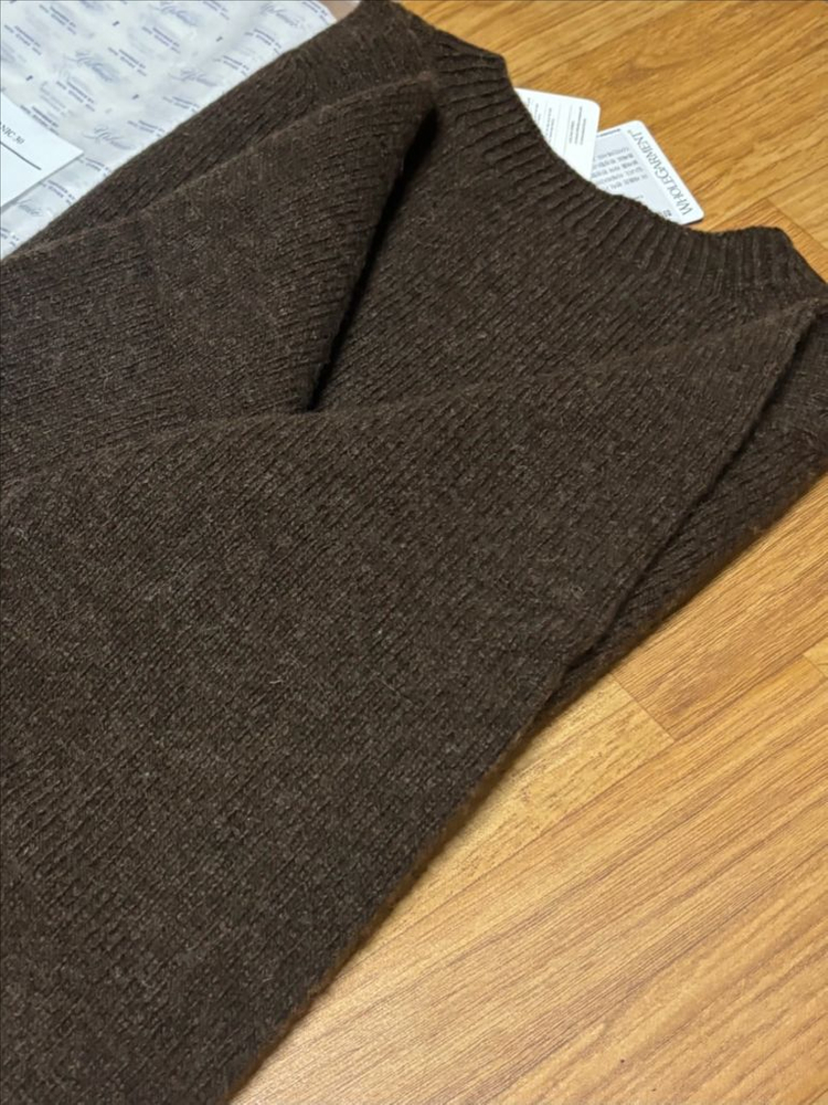 (새상품)얼바닉 벤슨니트--5