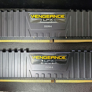 커세어 메모리 DDR4 32GB(16GBx2)세트