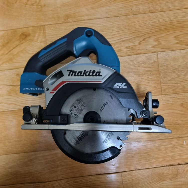 마끼다 충전원형톱 DHS485 본체만--3