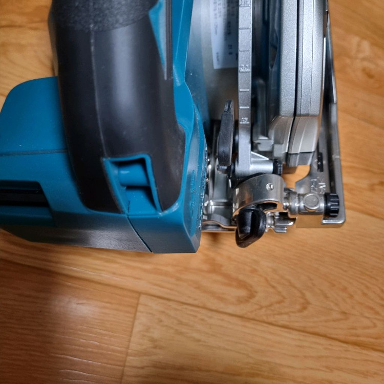 마끼다 충전원형톱 DHS485 본체만--8