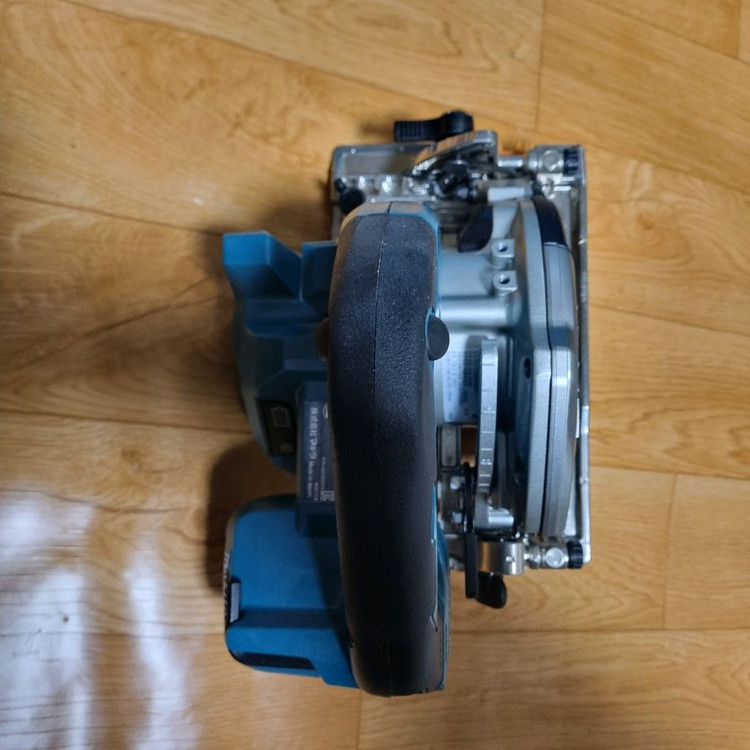 마끼다 충전원형톱 DHS485 본체만--9