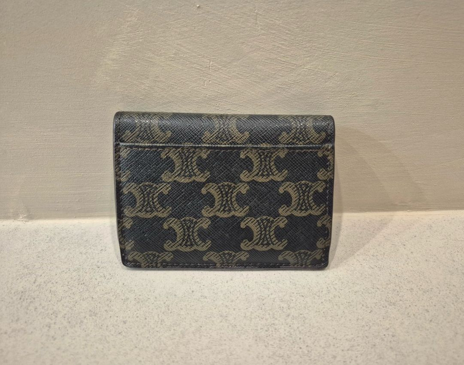 셀린느 정품 트리옹프 플랩 카드지갑 판매합니다 이미지