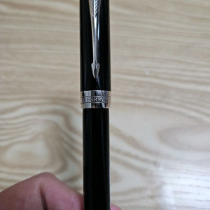 파카 듀오폴드 CT F닙 만년필 판매합니다