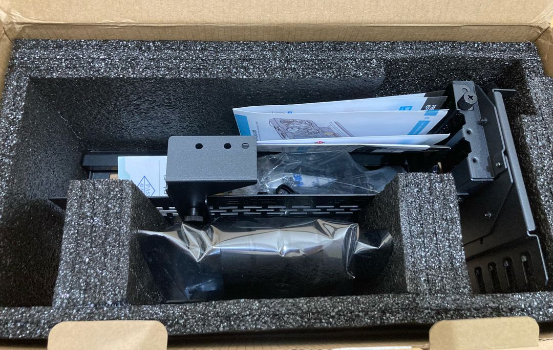 PHANTEKS GPUKT 4.0 ARGB 회전식 비디오 카드 라이저 키트-블랙--8