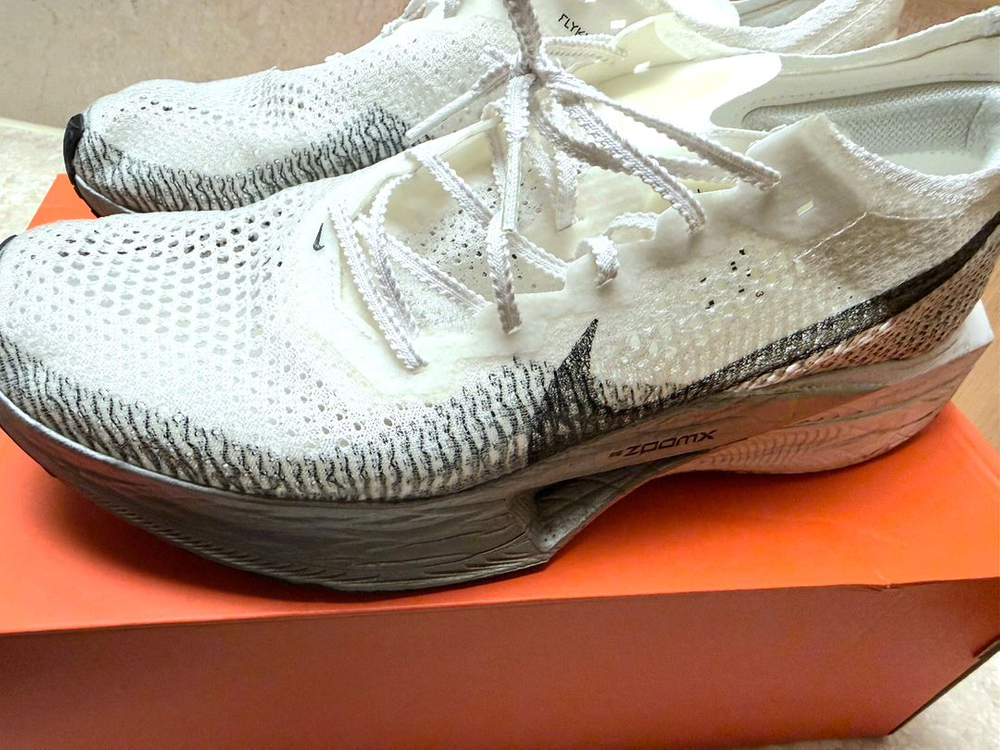 나이키 코리아 런닝화 카본화 300mm(줌X 넥스트 베이퍼 플라이 넥스트3)--1