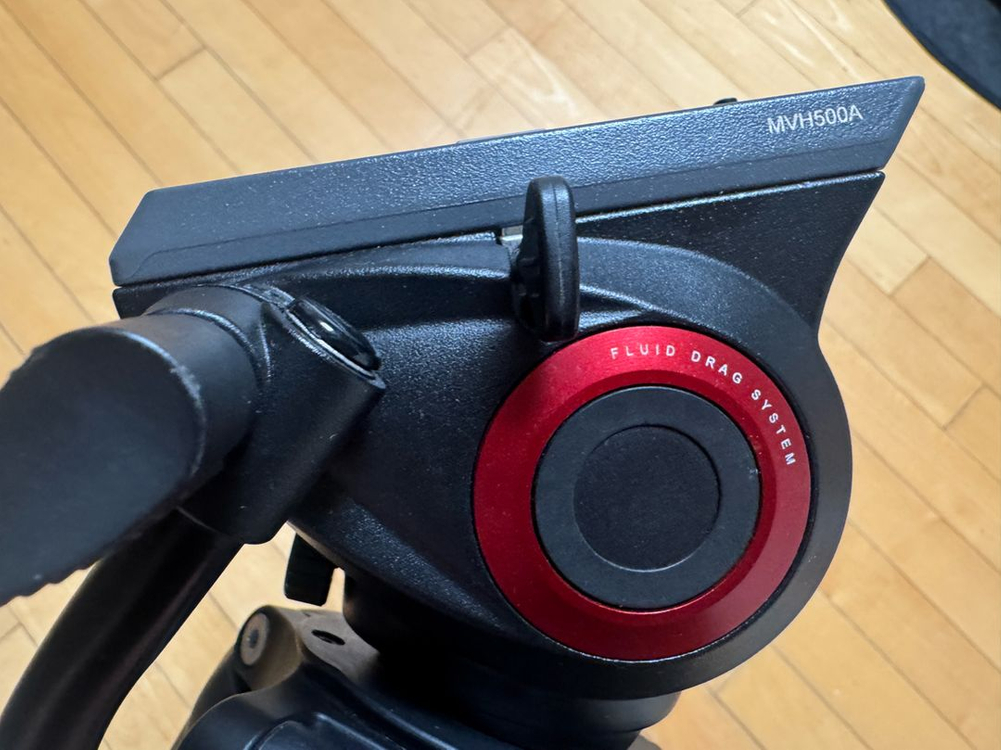 맨프로토 502am + 헤드 MVH500A 비디오 삼각대 판매합니다. 이미지