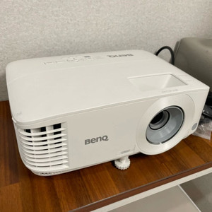 벤큐 MH550 빔프로젝터 Full-HD / 학원용 강의용 회의실 회사 영화