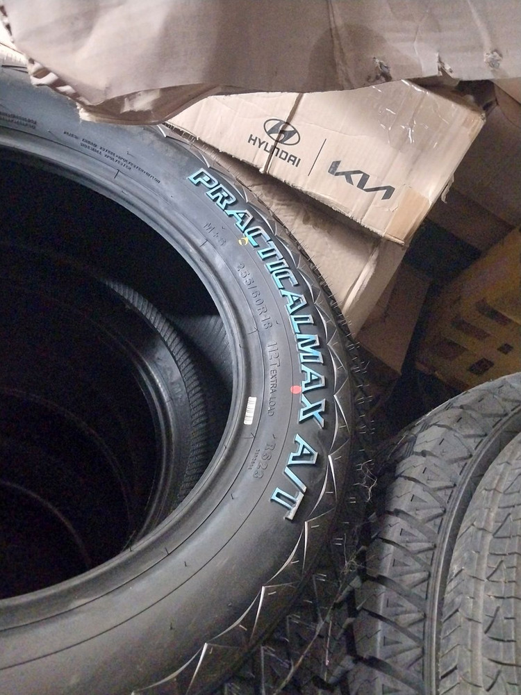 코란도스포츠 렉스턴스포츠 렉스턴2 슈퍼렉스턴 카이런 엑티언 255-60-18 AT 타이어 새거 4개 이미지