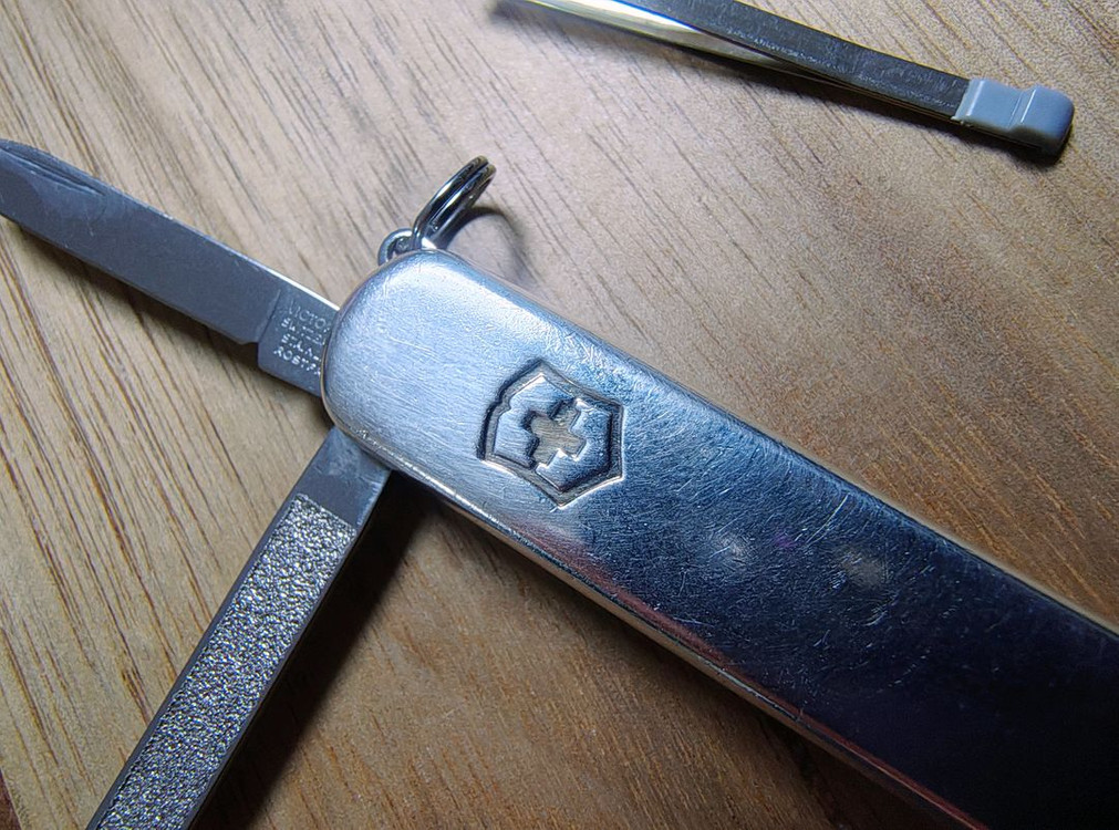 빅토리녹스 티파니&코 실버 이미지