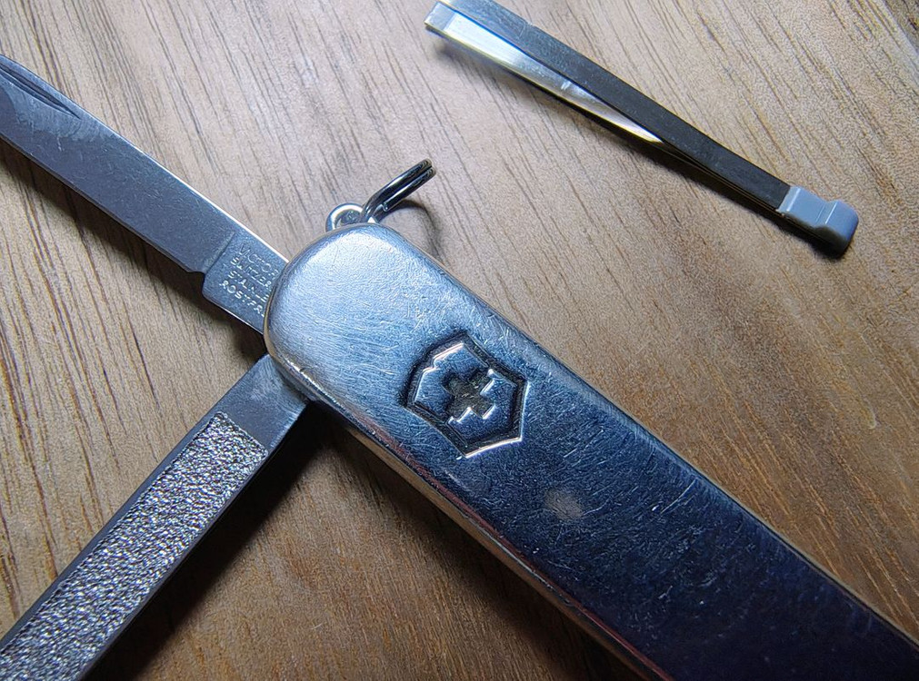 빅토리녹스 티파니&코 실버 이미지