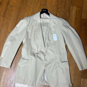 키톤(Kiton) 남성 정장 셋업 면수트