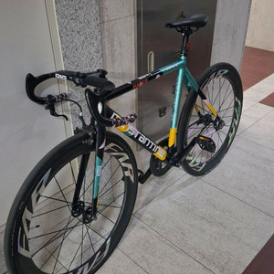 콘스탄틴 디스페랄 2022 스페셜 판매 대차 이미지