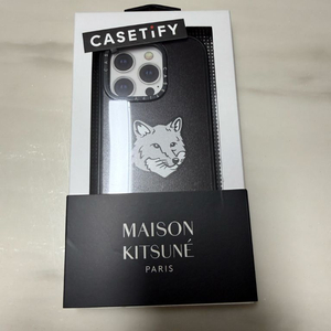 케이스티파이 x 메종 키츠네 아이폰 블랙 맥세이프 임팩트 케이스 매트 블랙 아이폰 16 프로 이미지