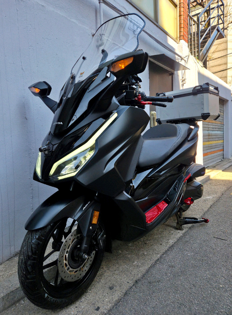 혼다 포르자350 24년식 사용검사 완료,풀옵션,정비점검 완료--0