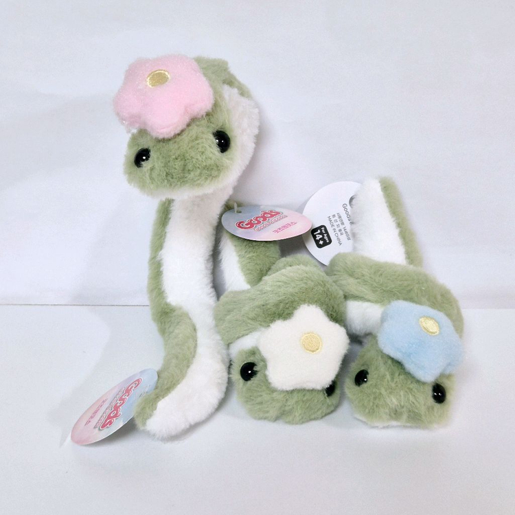 뱀 인형 꽃단 뱀 인형 귀여운 인형 괴담출근 백사헌 괴출 이미지