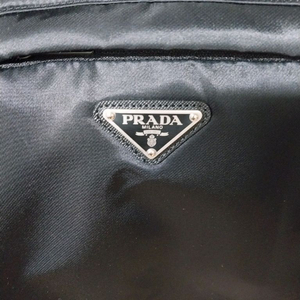 프라다맛 패딩