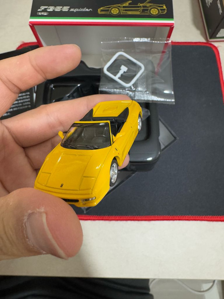 토미카 리미티드 빈티지 네오 페라리 F355 스파이더 옐로우 토리빈--5