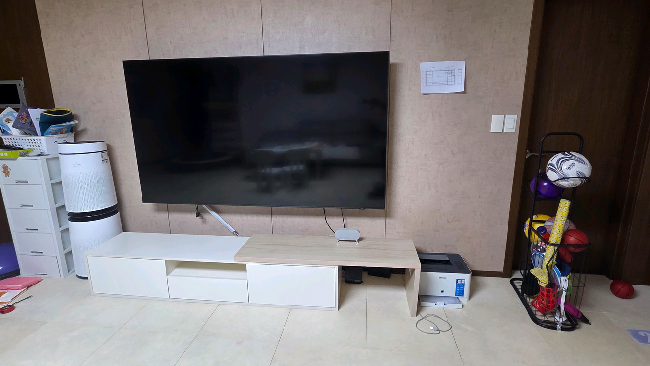 리바트 길이조절 가능한 TV 거실장--2