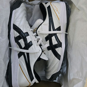 아식스 c3 255 풋살화