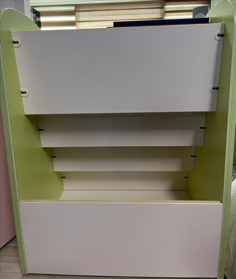 일룸 이동식 전면책장--2