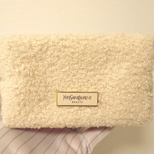 입생로랑 뽀글이 미니 화장품 파우치 이미지