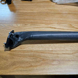 31.6 카본 싯포스트