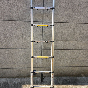중고 접이식 알루미늄 사다리 택배비포함