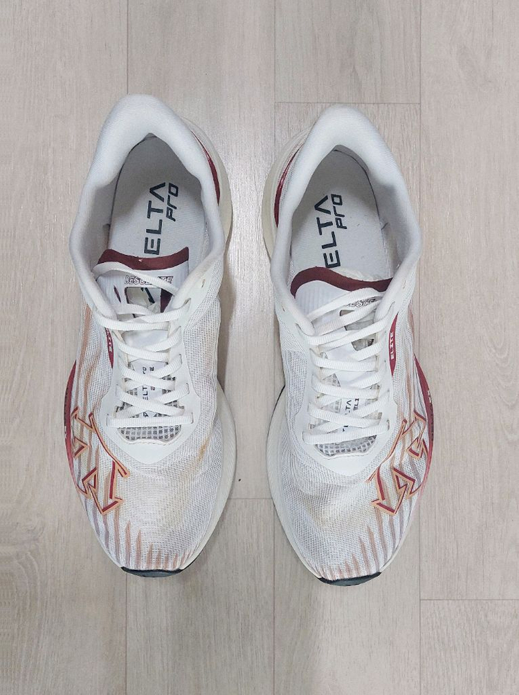 데상트 델타프로 엘리트 카본 러닝화 운동화 260mm 이미지