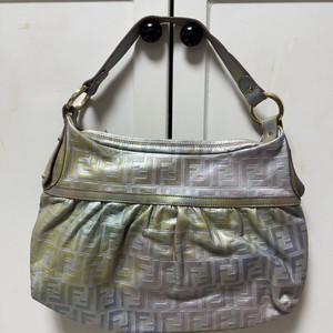 펜디 로고 호보백