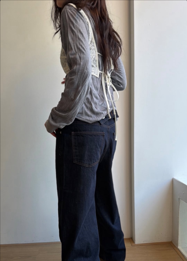 마크들리 딥뮤즈 아루드 푸어샵 위아 위드아웃썸머 비애브선트마인디드 조이드비비에 페미니크므앤가내스라 미닝아웃드윌윈아웃--4