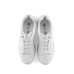 로로피아나 스니커즈 새상품