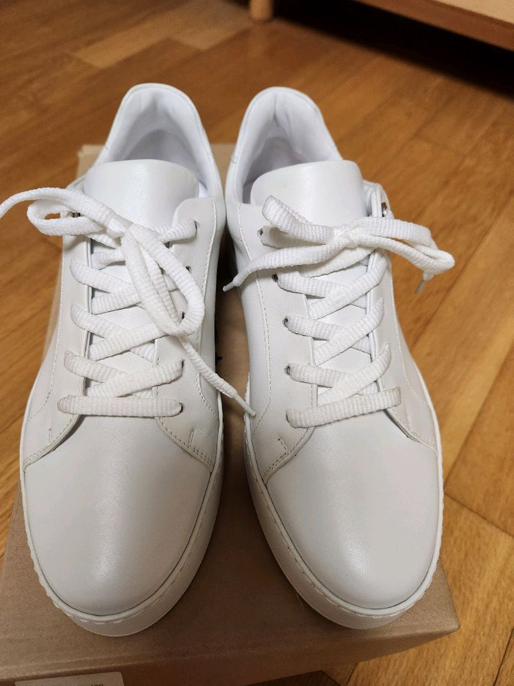 로로피아나 스니커즈 새상품--2