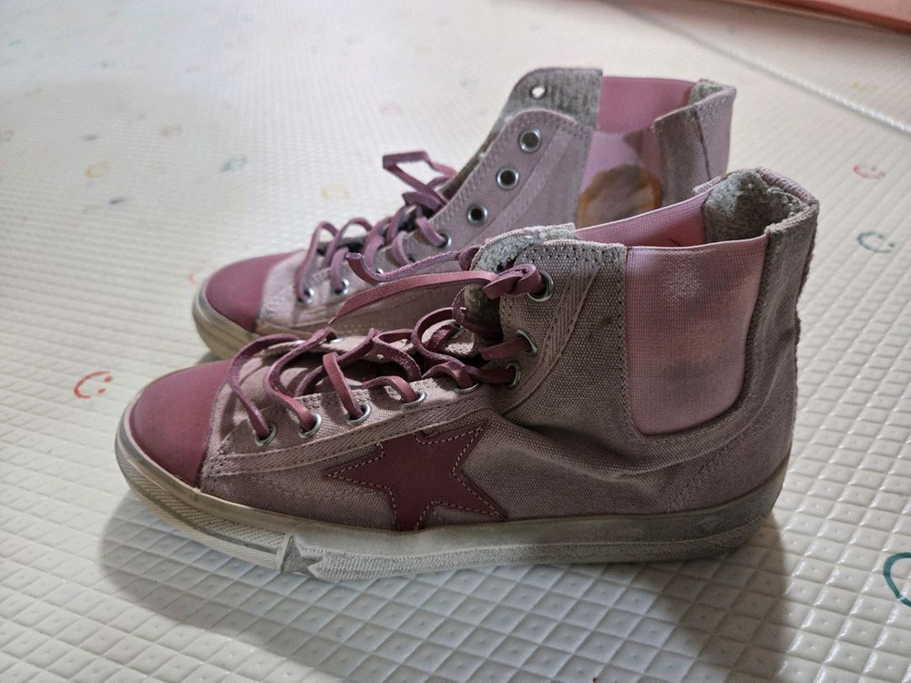 골든구스 브이스타 핑크 하이타 36 사이즈 (새상품)--1