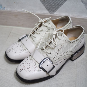 ** 아쉬 - 정품 깔끔한 단화 240